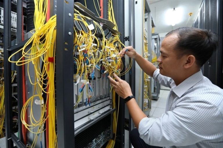 Strategy for Developing Vietnam's International Fiber Optic Cable System